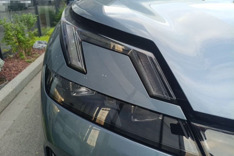 Used Lynk & Co 08 EM-P 2025 245km Ultra-Long Range Halo Right Front Headlight
