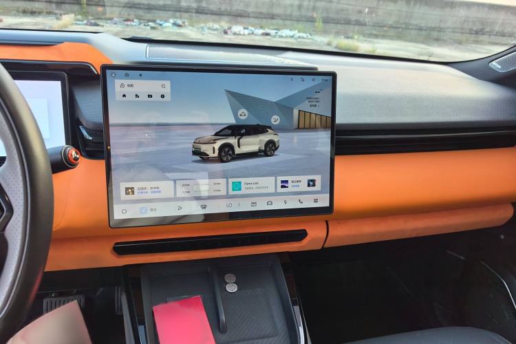 Used Lynk & Co 08 EM-P 2023 120km Long-Range Halo Audio And AC Panel