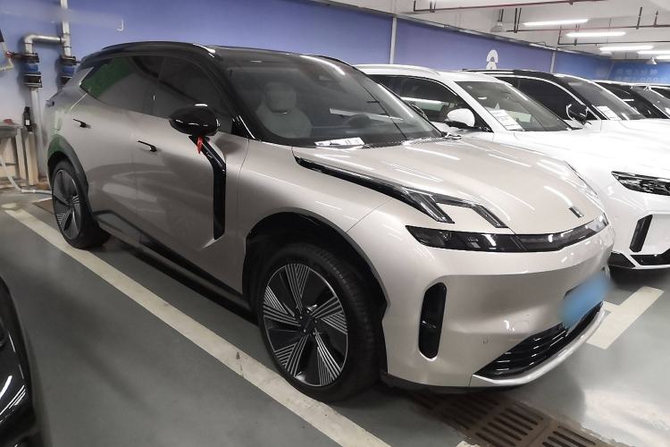 Used Lynk & Co 08 EM-P 2025 245km Ultra-Long Range Halo Exterior 2