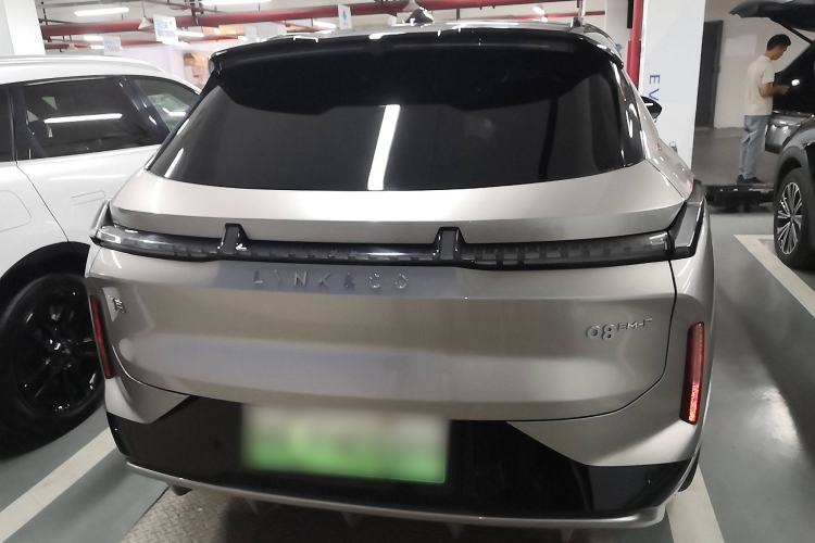 Used Lynk & Co 08 EM-P 2025 245km Ultra-Long Range Halo Exterior 4