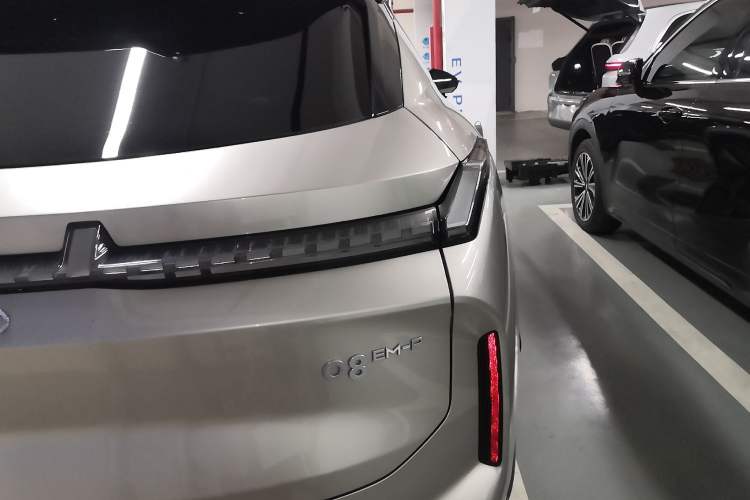 Used Lynk & Co 08 EM-P 2025 245km Ultra-Long Range Halo Exterior 6