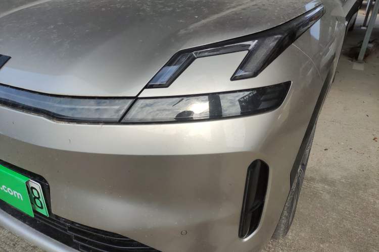 Used Lynk & Co 08 EM-P 2023 220km All-Wheel-Drive Performance Halo Left Front Headlight