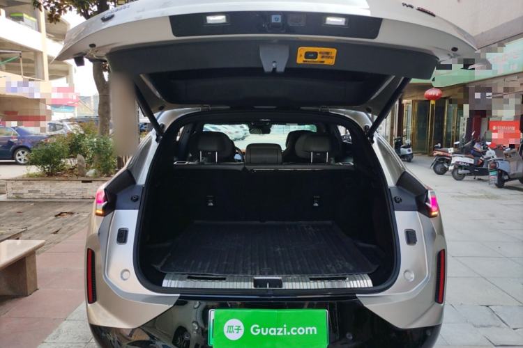 Used Lynk & Co 08 EM-P 2023 120km Long-Range Halo Trunk
