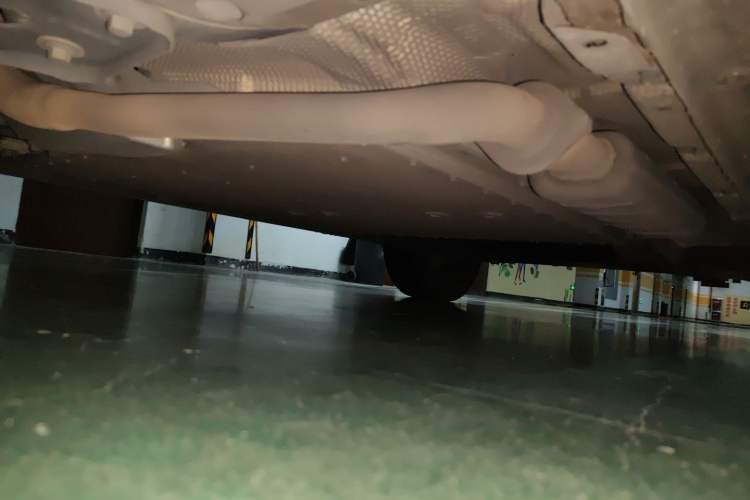 Used Lynk & Co 08 EM-P 2023 120km Long-Range Halo Chassis Front Left