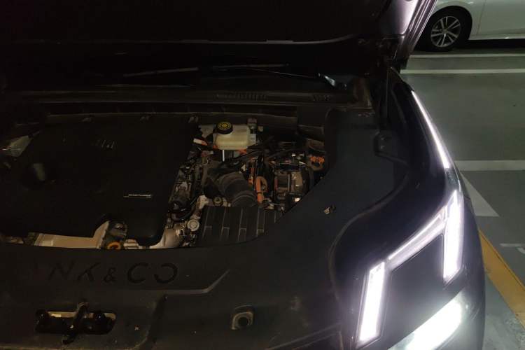 Used Lynk & Co 08 EM-P 2023 120km Long-Range Halo Engine Bay Left