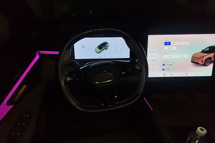 Used Lynk & Co 08 EM-P 2023 120km Long-Range Halo Steering Wheel