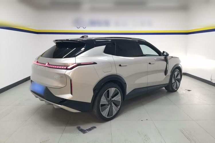 Used Lynk & Co 08 EM-P 2023 220km All-Wheel-Drive Performance Halo Rear Right 45 Deg