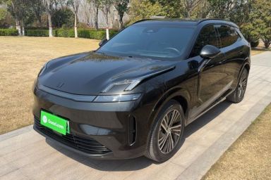 Used Lynk & Co 08 EM-P 2023 120km Long-Range Halo