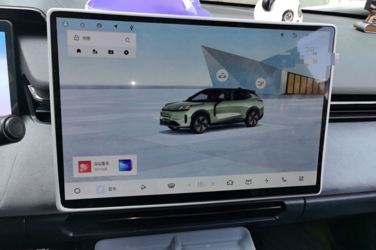 Used Lynk & Co 08 EM-P 2023 120km Long-Range Halo Audio And AC Panel