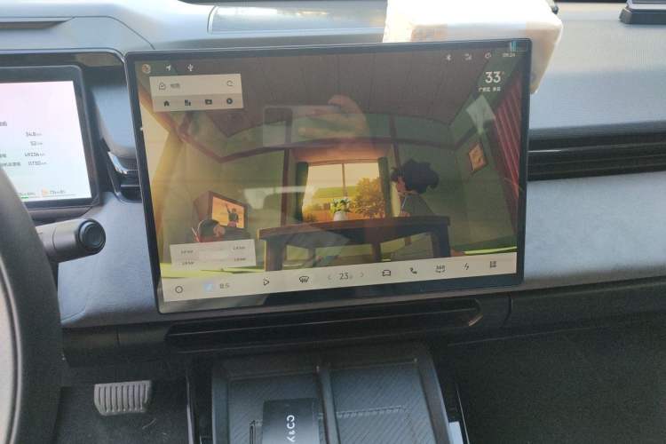 Used Lynk & Co 08 EM-P 2023 245km Ultra-Long Range Halo Audio And AC Panel