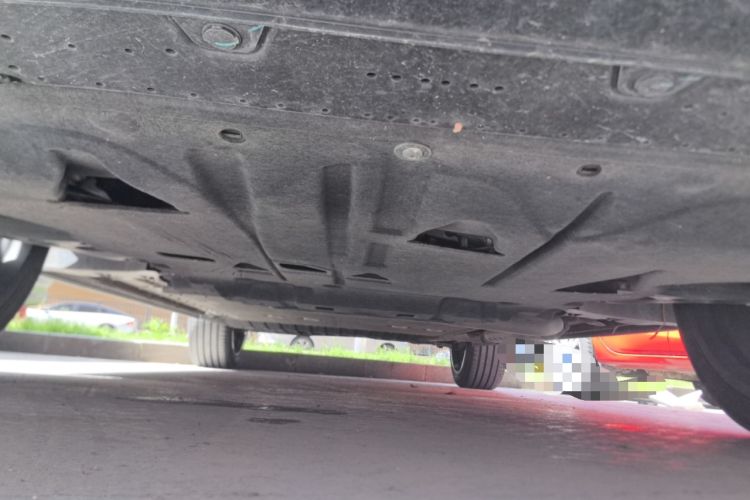Used Lynk & Co 08 EM-P 2023 120km Long-Range Halo Chassis Front