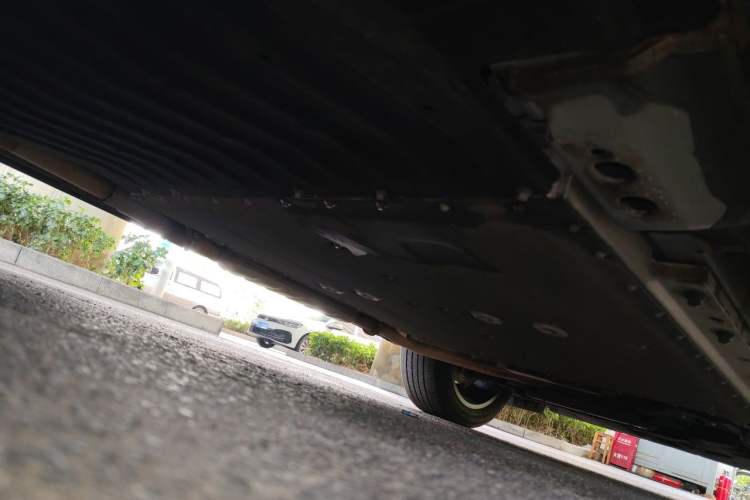 Used Lynk & Co 08 EM-P 2023 120km Long-Range Halo Chassis Rear Right