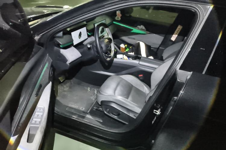 Used Lynk & Co 08 EM-P 2023 120km Long-Range Halo Driver Seat