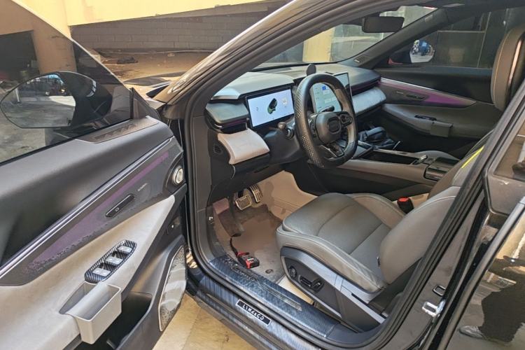 Used Lynk & Co 08 EM-P 2023 120km Long-Range Pro Driver Seat