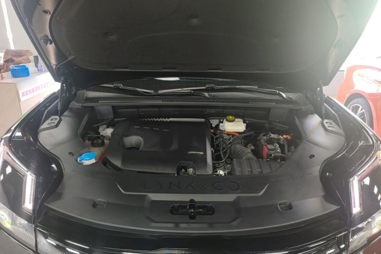 Used Lynk & Co 08 EM-P 2023 245km Ultra-Long Range Halo Engine Bay
