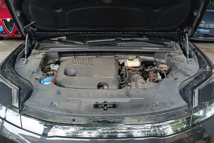 Used Lynk & Co 08 EM-P 2023 245km Ultra-Long Range Halo Engine Bay