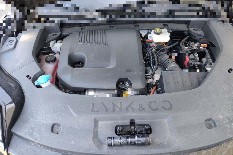 Used Lynk & Co 08 EM-P 2023 120km Long-Range Pro Engine Bay