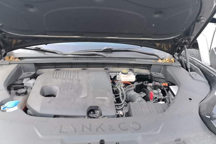 Used Lynk & Co 08 EM-P 2023 120km Long-Range Halo Engine Bay