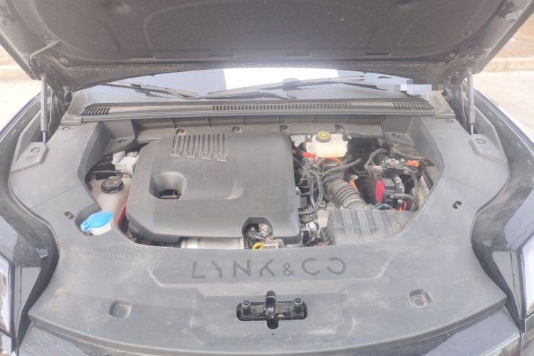 Used Lynk & Co 08 EM-P 2023 120km Long-Range Pro Engine Bay