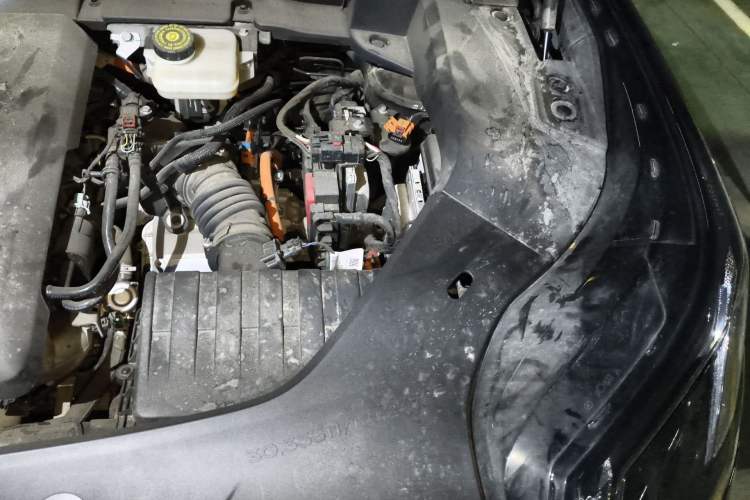 Used Lynk & Co 08 EM-P 2023 120km Long-Range Halo Engine Bay Left