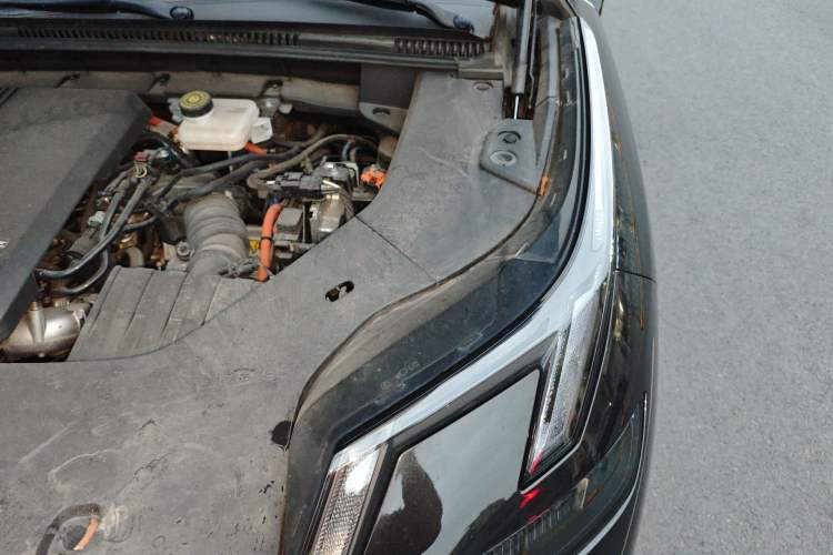Used Lynk & Co 08 EM-P 2023 120km Long-Range Halo Engine Bay Left