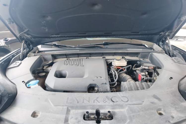 Used Lynk & Co 08 EM-P 2023 120km Long-Range Halo Engine Bay