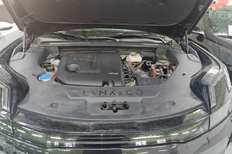 Used Lynk & Co 08 EM-P 2023 120km Long-Range Halo Engine Bay