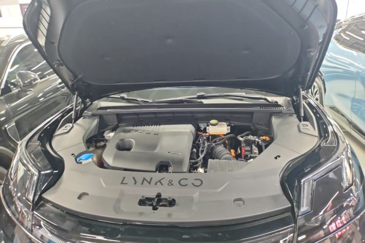 Used Lynk & Co 08 EM-P 2023 120km Long-Range Halo Engine Bay