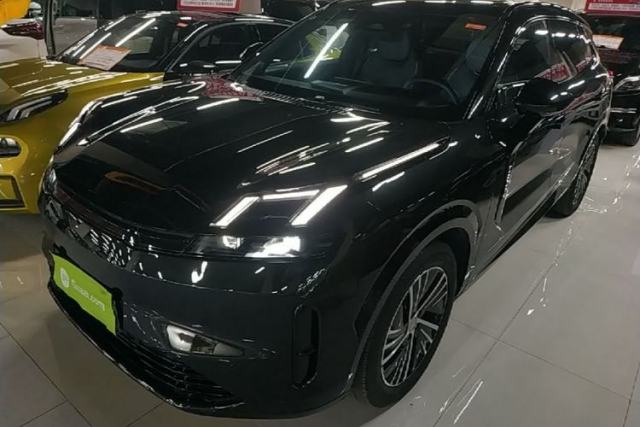 Used Lynk & Co 08 EM-P 2023 220km All-Wheel-Drive Performance Halo