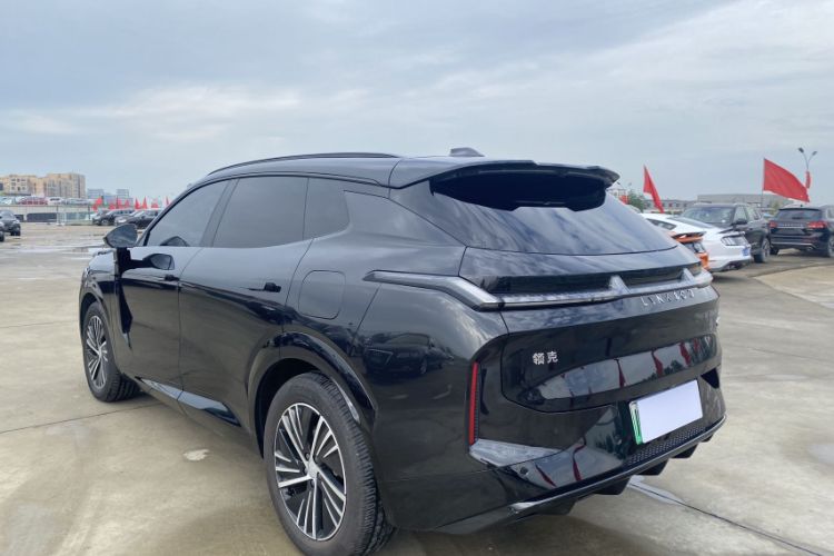 Used Lynk & Co 08 EM-P 2023 120km Long-Range Pro Exterior 10