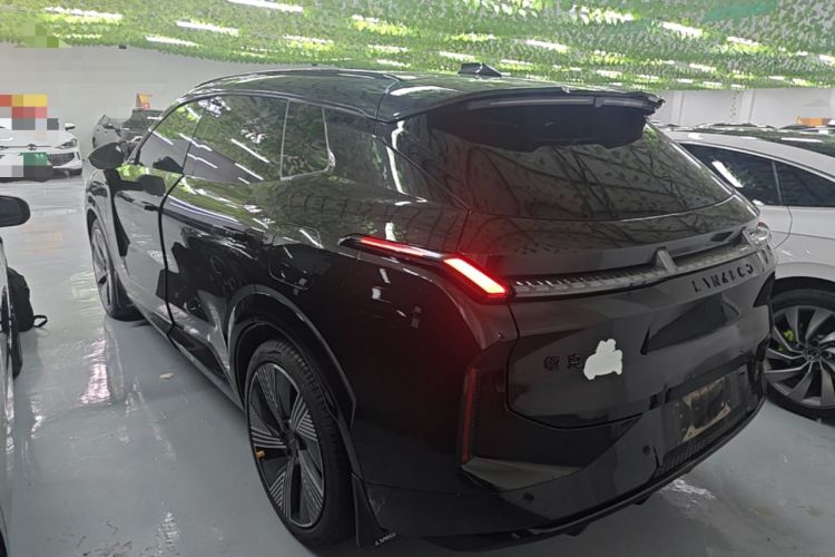Used Lynk & Co 08 EM-P 2023 120km Long-Range Halo Exterior 2