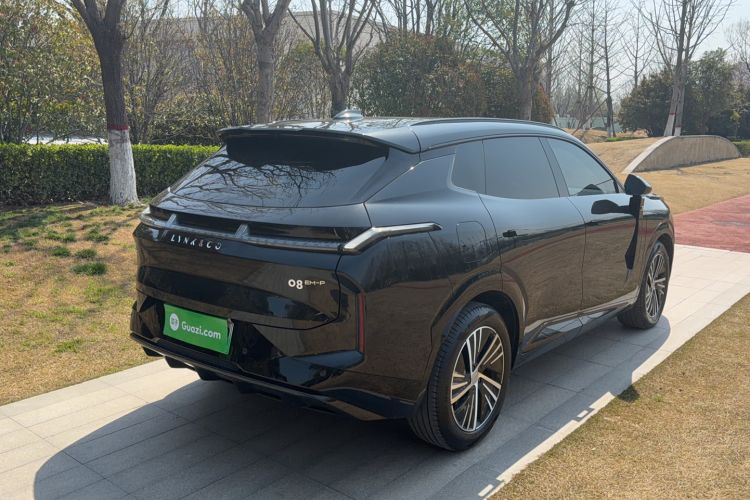 Used Lynk & Co 08 EM-P 2023 120km Long-Range Halo Exterior 4