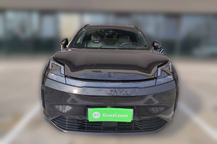 Used Lynk & Co 08 EM-P 2023 120km Long-Range Pro Front
