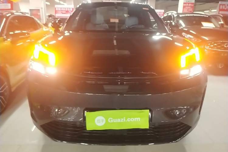 Used Lynk & Co 08 EM-P 2023 220km All-Wheel-Drive Performance Halo Front