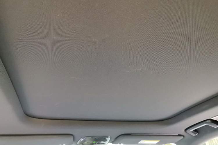 Used Lynk & Co 08 EM-P 2023 120km Long-Range Halo Headliner