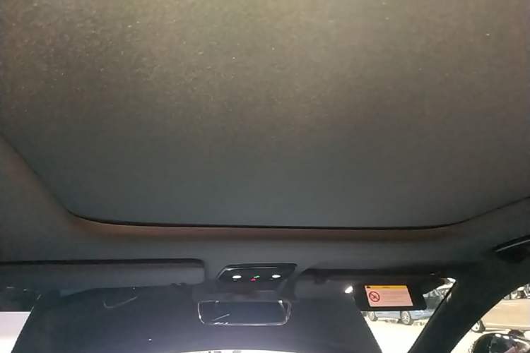 Used Lynk & Co 08 EM-P 2023 220km All-Wheel-Drive Performance Halo Headliner