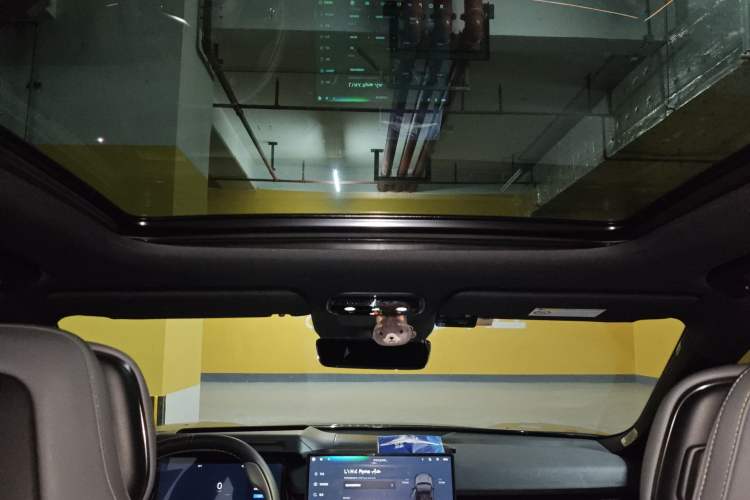 Used Lynk & Co 08 EM-P 2023 245km Ultra-Long Range Halo Headliner