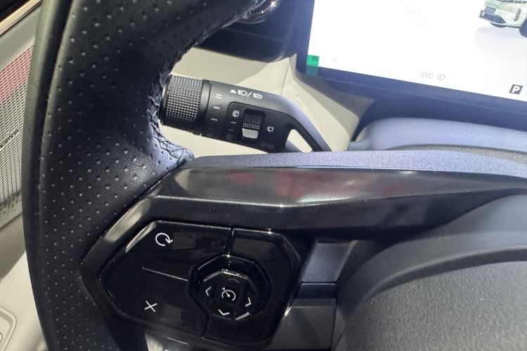 Used Lynk & Co 08 EM-P 2023 245km Ultra-Long Range Halo Interior 6
