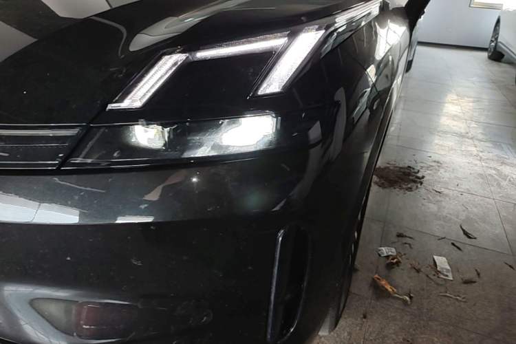 Used Lynk & Co 08 EM-P 2023 245km Ultra-Long Range Halo Left Front Headlight