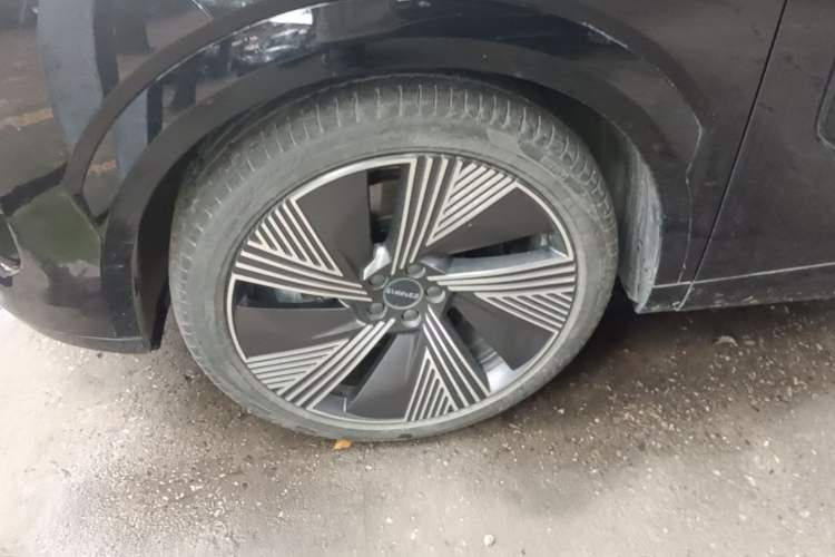 Used Lynk & Co 08 EM-P 2023 245km Ultra-Long Range Halo Left Front Wheel Hub