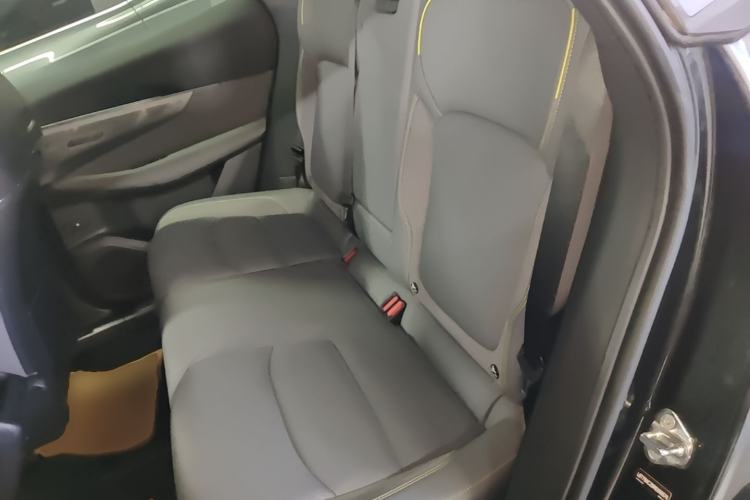 Used Lynk & Co 08 EM-P 2023 120km Long-Range Halo Left Rear Seat