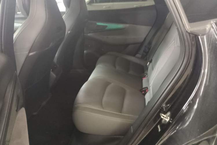 Used Lynk & Co 08 EM-P 2023 245km Ultra-Long Range Halo Left Rear Seat