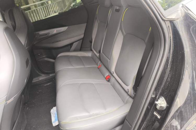 Used Lynk & Co 08 EM-P 2023 120km Long-Range Halo Left Rear Seat
