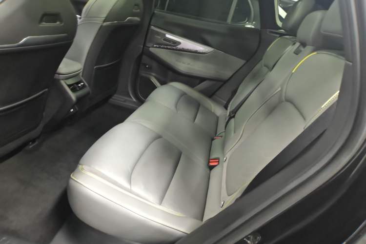 Used Lynk & Co 08 EM-P 2023 120km Long-Range Halo Left Rear Seat