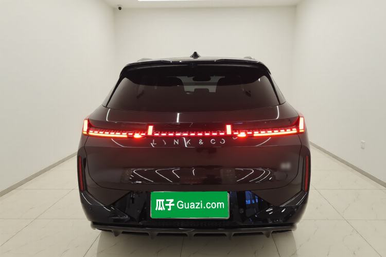 Used Lynk & Co 08 EM-P 2023 220km All-Wheel-Drive Performance Halo Rear