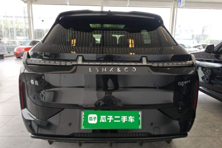 Used Lynk & Co 08 EM-P 2023 120km Long-Range Pro Rear