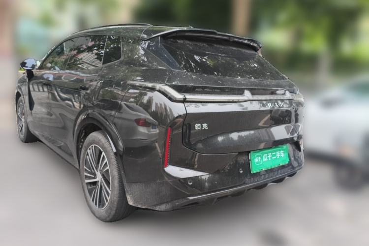 Used Lynk & Co 08 EM-P 2023 120km Long-Range Halo Rear Left 45 Deg