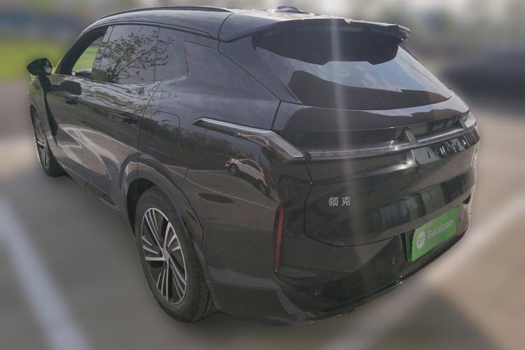 Used Lynk & Co 08 EM-P 2023 120km Long-Range Pro Rear Left 45 Deg