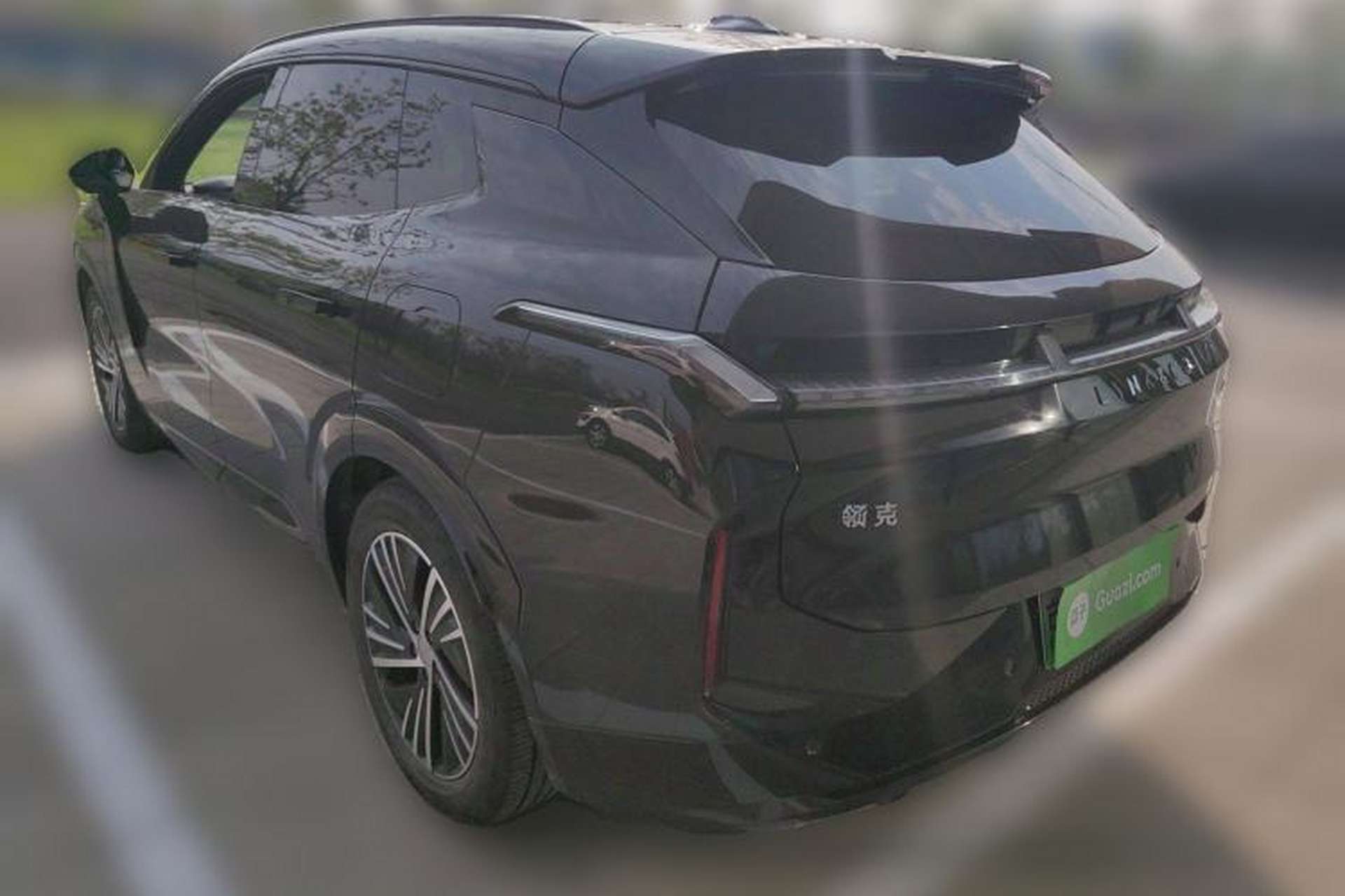 Used Lynk & Co 08 EM-P 2023 120km Long-Range Pro Rear Left 45 Deg