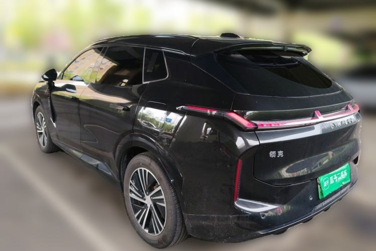 Used Lynk & Co 08 EM-P 2023 120km Long-Range Halo Rear Left 45 Deg